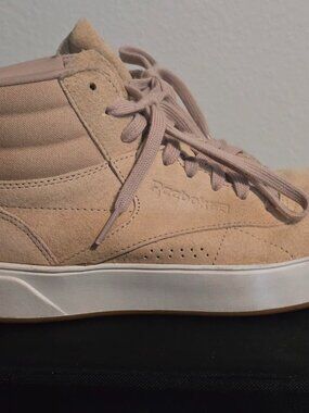 Reebok Women's Classics Freestyle Hi Nova - Mid Sahara/Chalk/Gum (Size 8)